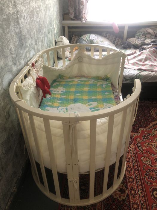 продам детскую кровать трансформер