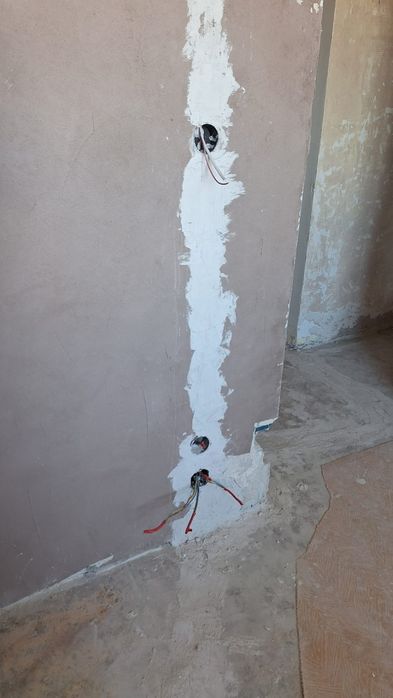 Electrician: Instalații electrice de la zero