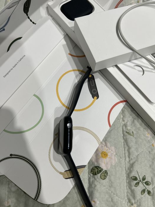 Продам часы Apple watch 7 45mm в идеале