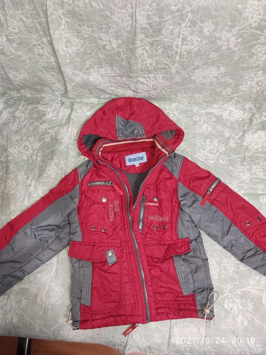Куртка на мальчика 6-7 лет