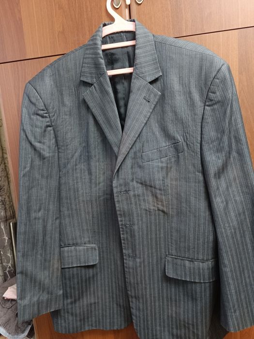 Мужские брюки и пиджаки