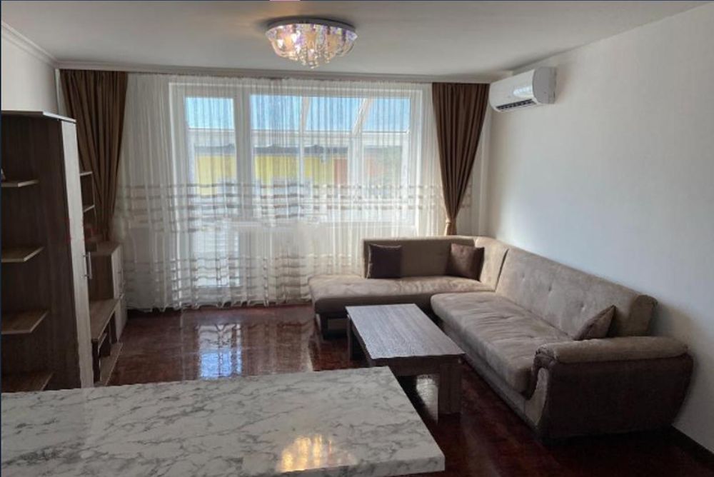 Дава се под наем Тристаен апартамент в София, Лозенец - 115 кв.м за 900 € - Снимка #1