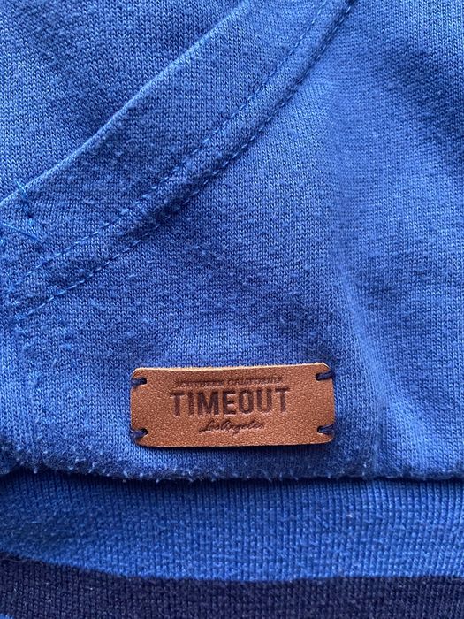 Двулицево яке Timeout