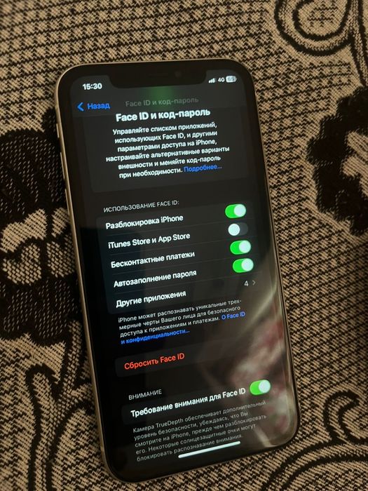 Айфон 11 в хорошем состояние