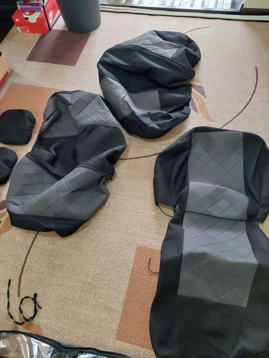 Облекла , стелки и ограничител мрежа за товарен отсег Skoda