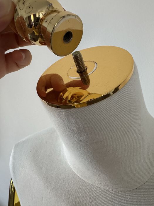 Манекен выстовочный