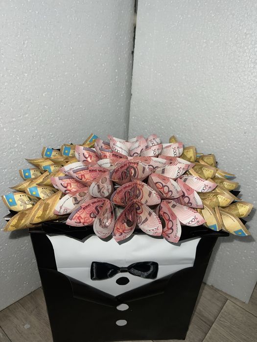 Денежный букет Өскемен
