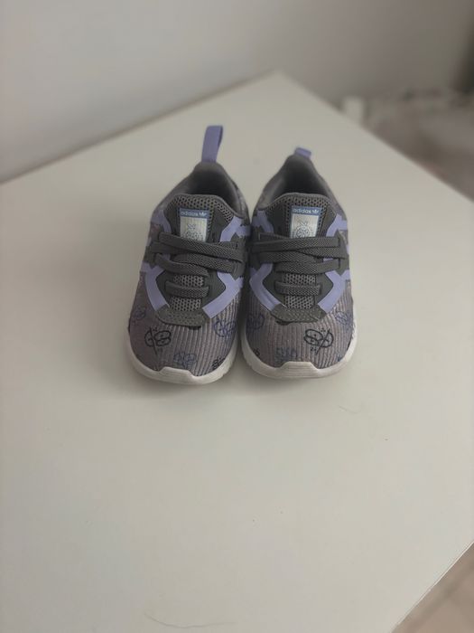 Детски маратонки - Adidas и Skechers