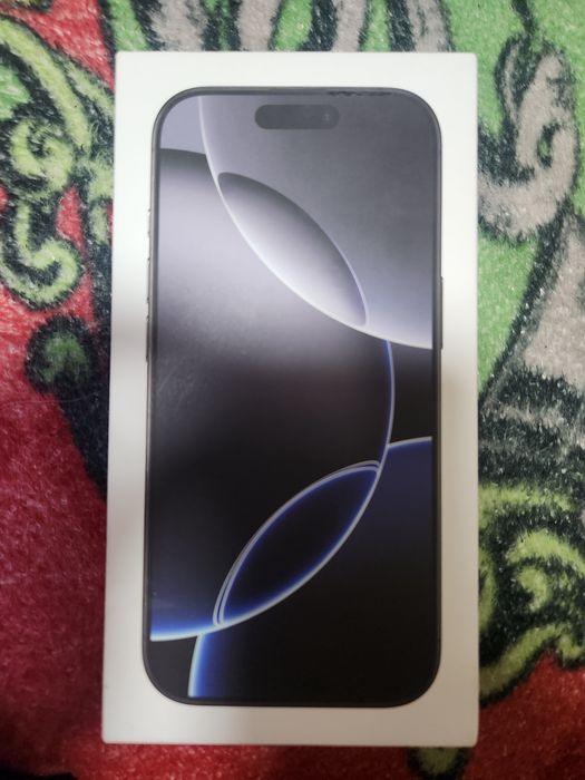 Продаю новый iPhone 16 pro black