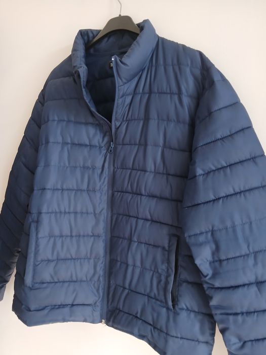 Geaca barbati model TEX marimea 48-50 sau L ca noua
Dimensiuni
-