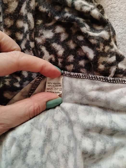 Рокли, Поли, сукмани