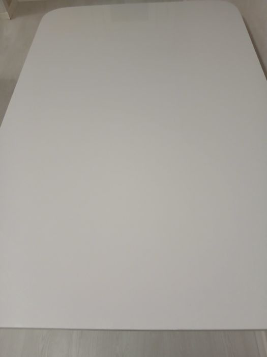 Кухонный стол со стульями