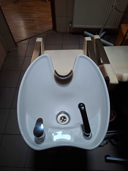 Vand scafe electrice pentru salon