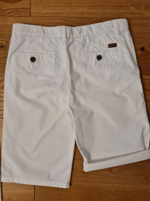 Pantaloni eleganți scurți 140-146