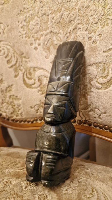 Винтидж скулптура на Инките, дялан камък– Обсидиан. 19в Декор.