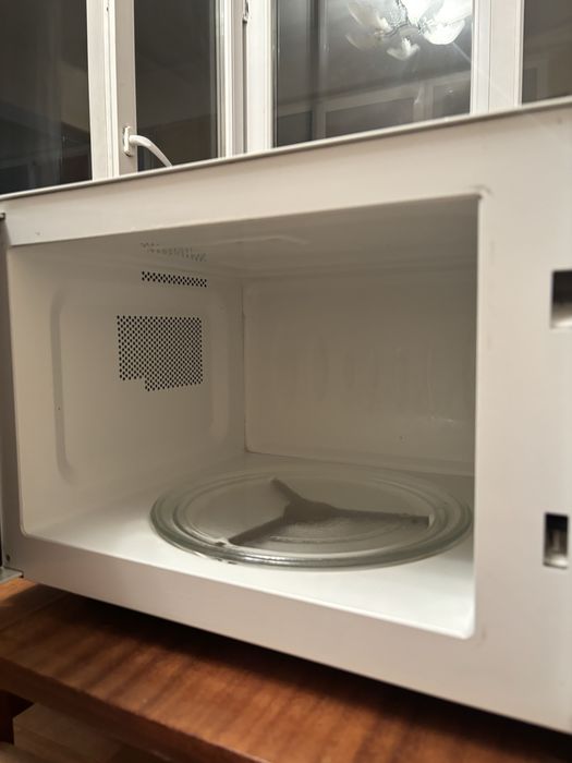 Микроволновка LG