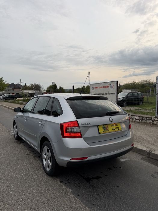 Skoda Rapid Spaceback 1.6 TDI Euro 5 90 CP Navi/Clima/Incalzire scaune