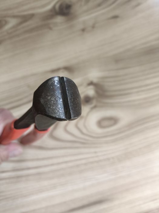 Керпеден за рязане на твърди телове Skandia