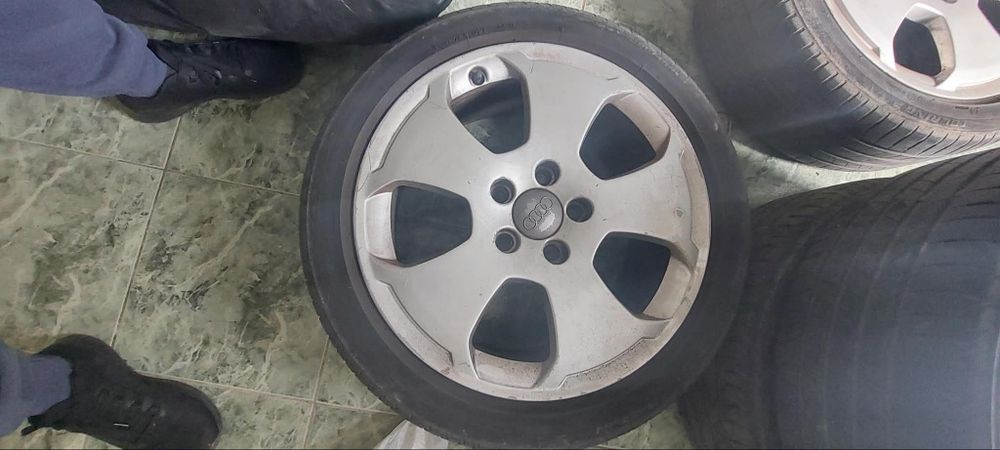 Джанти за ауди с гуми 17 цола
