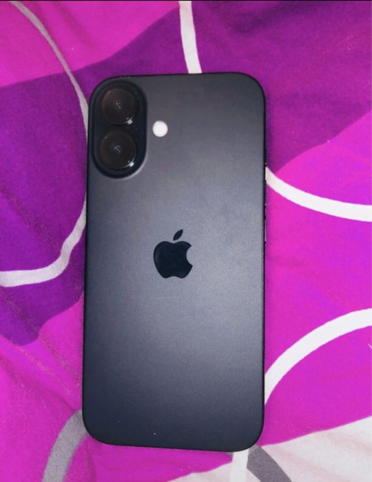 Iphone 16 baterie 100%