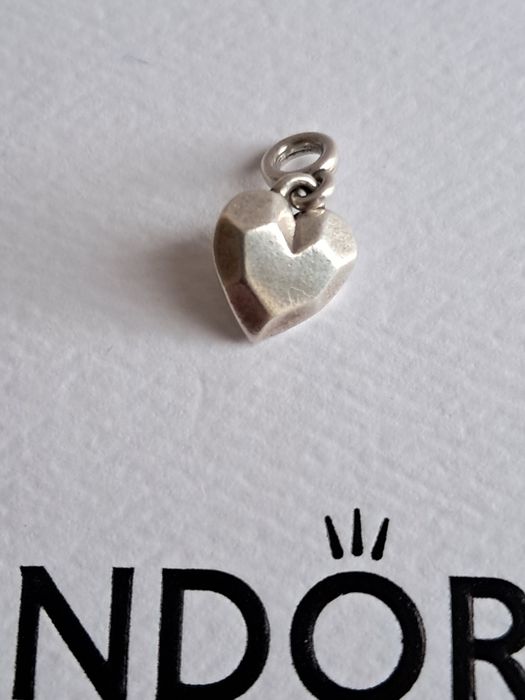 Pandora Me талисман и удължител