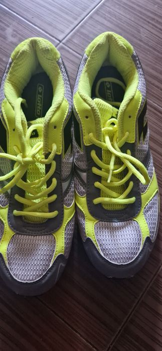 Adidași Lotto 43/44