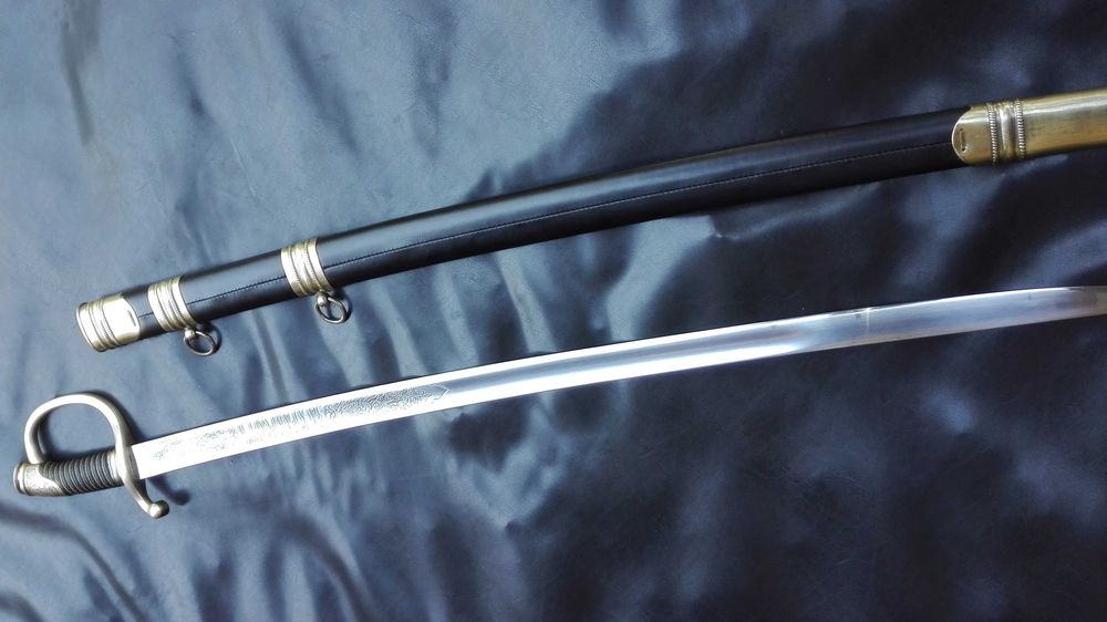 Офицерска сабя Александър Батенберг