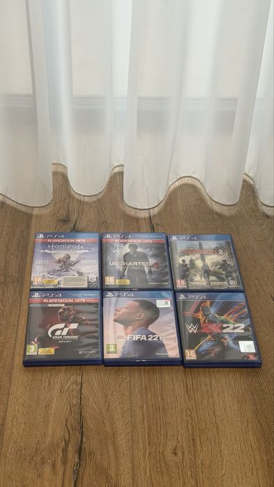 Ps 4 Slim 1TB с 2 джойстика и 6 игри