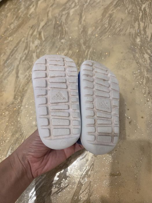 Sandale Adidas, mărimea 22