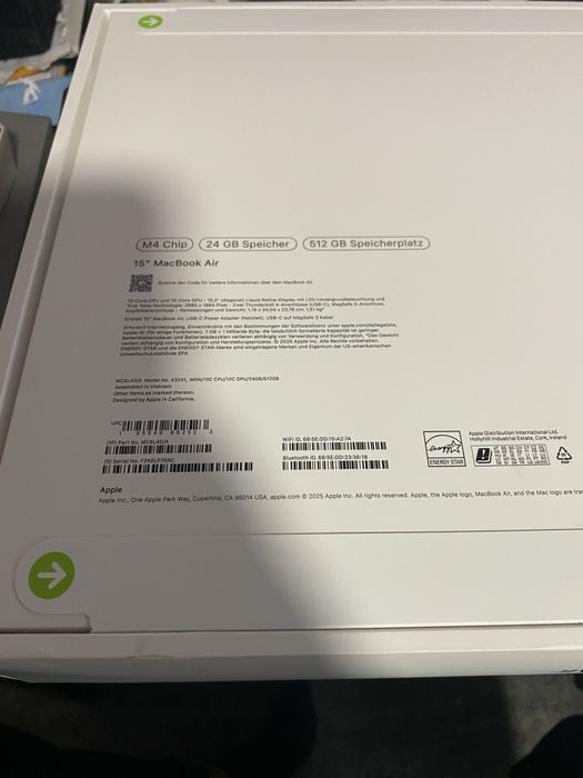 MacBook Air 15 M4 24gb ram  512 gb