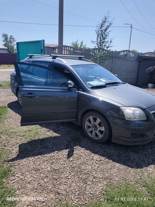 Продам Тоёта Авенсис