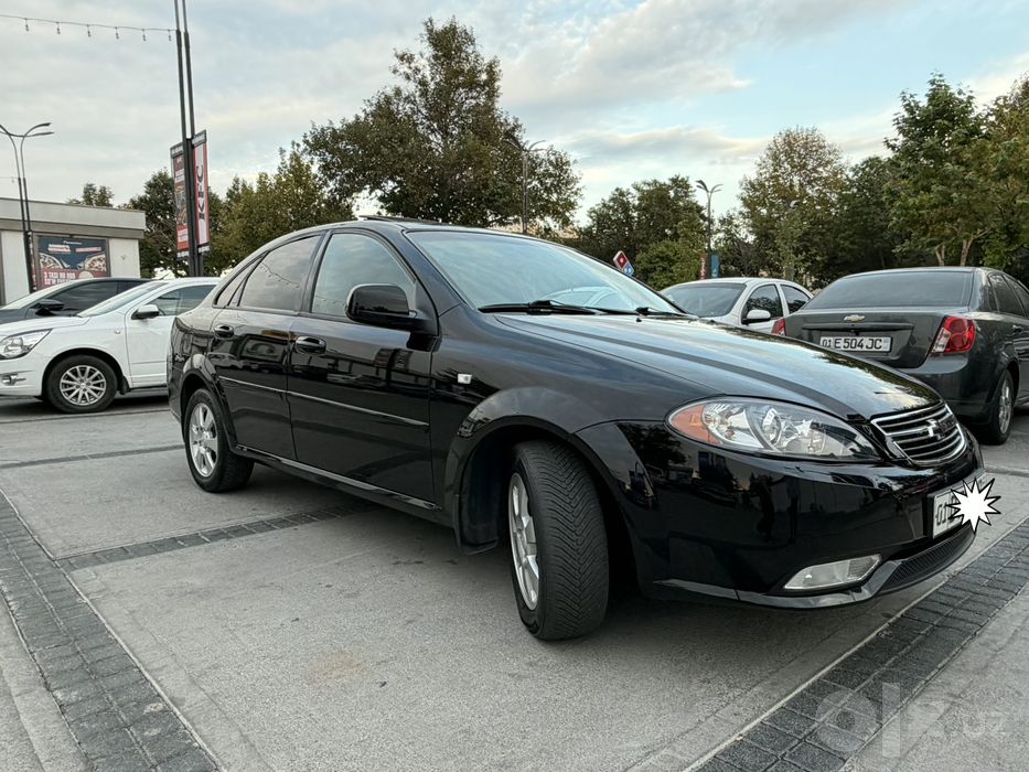 Gentra Elegant Plus Lyuk автомат сотилади