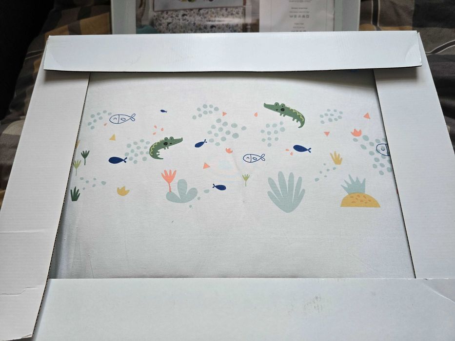 Продается спальгый комплект и бортики на кроватку от фирмы Karaca