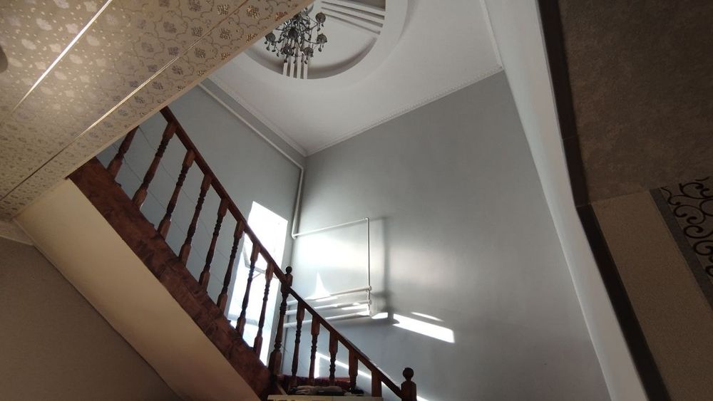 Шадликта метанин артинда жай сатилади