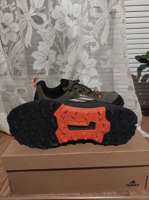 Adidas Terrex AX4
