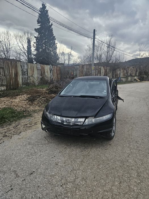 Honda Civic 8 2.2 140 кс