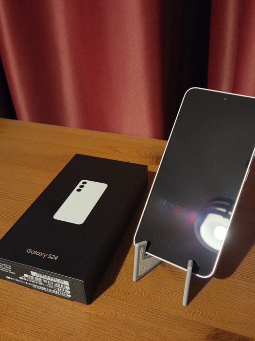 Samsung S24, 128Gb, ca nou, garantie, baterie 100%
