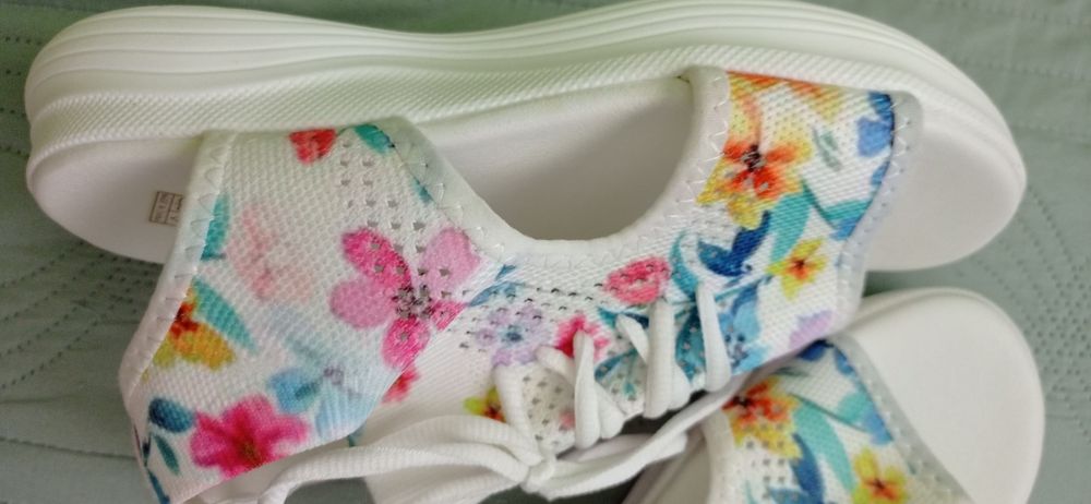 Летни сандали размер 37