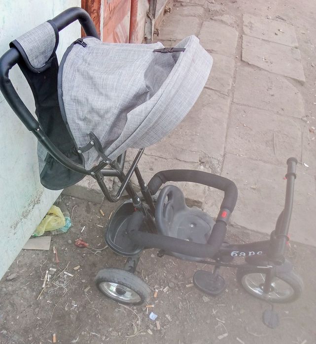 Детский трёхколёсный