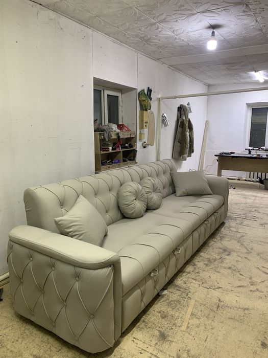 Диван-название кристал