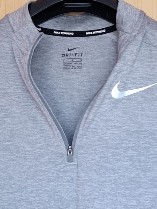 Мъжка спортна тениска на Nike