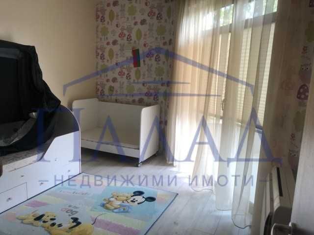 Дава се под наем Четиристаен апартамент в Варна, Цветен квартал - 160 кв.м за 1000 € - Снимка #9