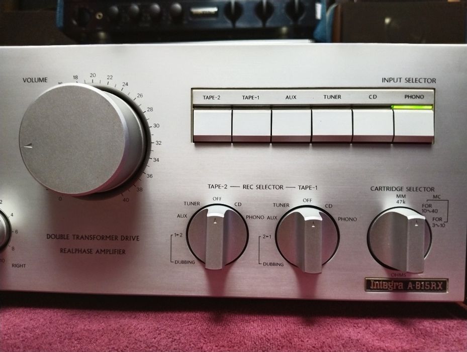 ONKYO Integra A-815RX