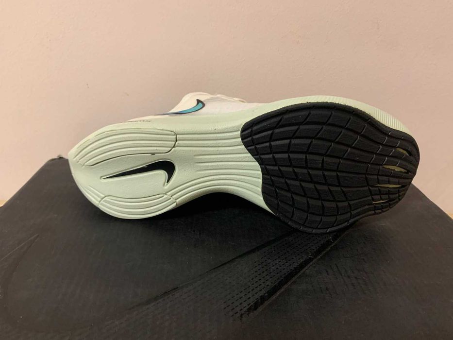 Дамски маратонки Nike Zoom X Vaporfly Next% размер 37.5