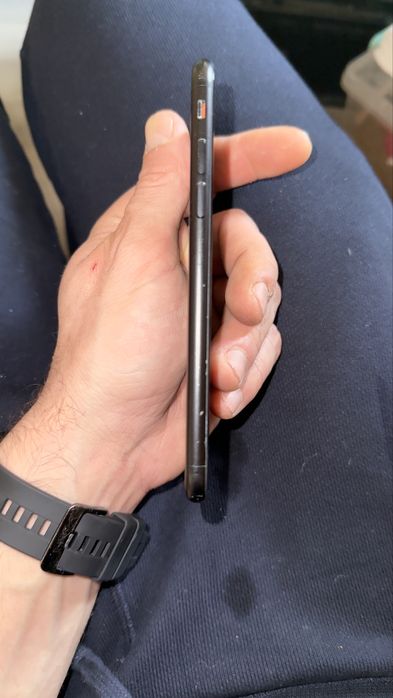 iPhone 7 32gb капацитета на батерията 97%