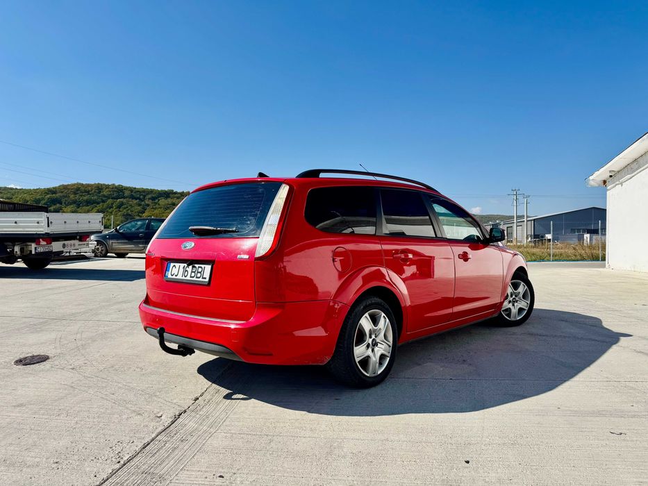 FORD Focus 2010 — imagine 4