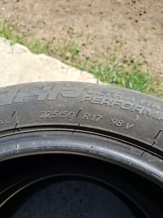 Cauciucuri de vara 225/50 R17