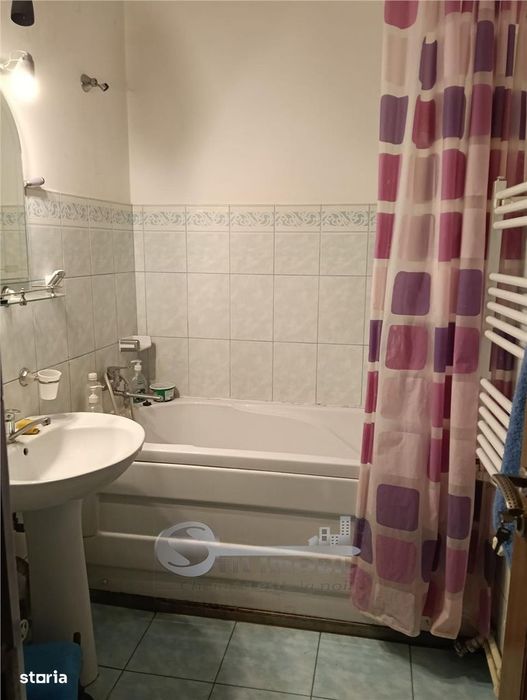 Apartament 2 camere de vânzare, ultracentral, Piața Unirii, etaj 1