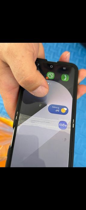 Samsung FLIP 6.  512GB
