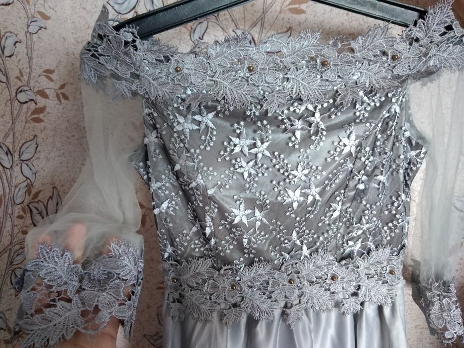 Продам вечернее платье!